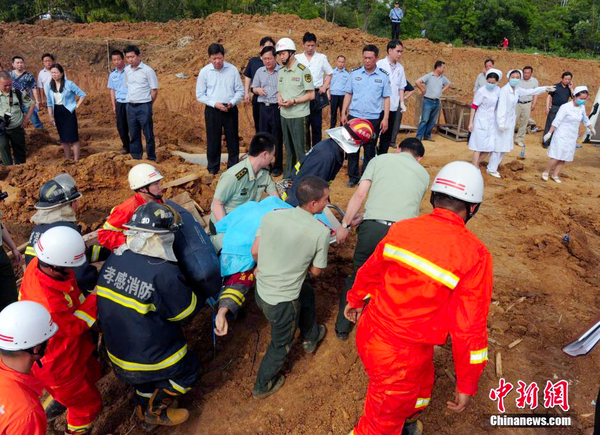 湖北安陸一工地坍塌-1名工人3名消防戰(zhàn)士不幸遇難3