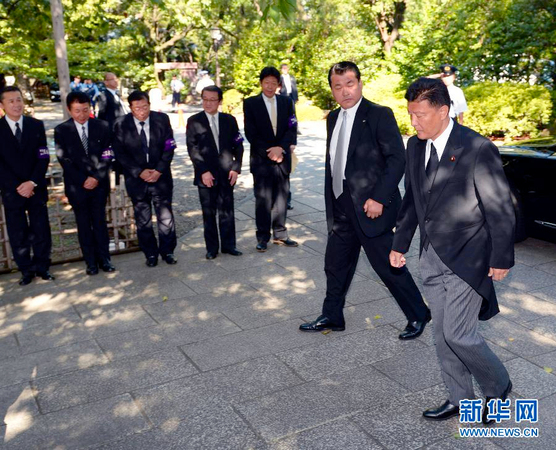 日本內(nèi)閣大臣參拜靖國神社2