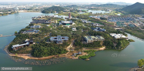 北京懷柔雁棲湖湖心島APEC峰會(huì)場(chǎng)館全景圖。