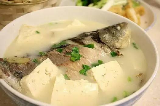 豆腐燉魚