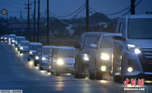 日本福島強(qiáng)震系3.11大地震余震 自衛(wèi)隊(duì)前線救援