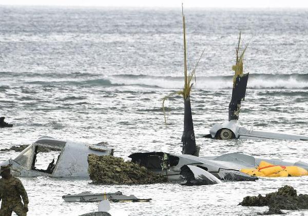 美軍“魚鷹”運輸機恢復飛行 引沖繩縣各界抗議