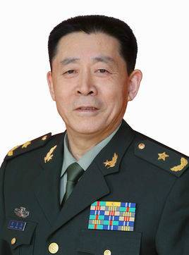 最年輕戰(zhàn)區(qū)將軍亮相：唯一的＂60＂后正戰(zhàn)區(qū)級將領(lǐng)