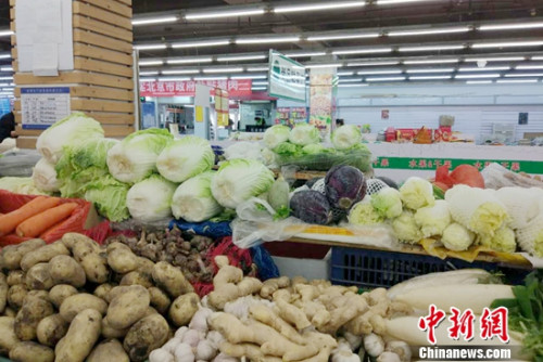 超市里的蔬菜。<a target='_blank' href='http://www.chinanews.com/' >中新網(wǎng)</a>記者 李金磊 攝