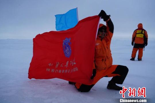 此前，東方醫(yī)院中國國際應(yīng)急醫(yī)療隊(上海)已先后派出兩位醫(yī)生四次跟隨“雪龍?zhí)枴背稣髂稀⒈睒O。供圖