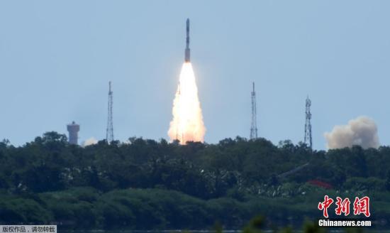 資料圖：2016年6月22日，印度空間研究組織(ISRO)成功利用PSLV-C34運(yùn)載火箭將20顆衛(wèi)星送入太空。