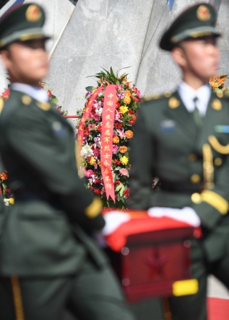 （4）第五批在韓中國(guó)人民志愿軍烈士遺骸在沈陽(yáng)安葬