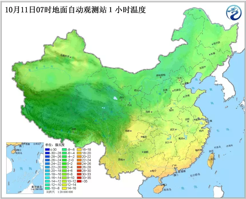 央視段子手又上熱搜:穿上秋褲是對降溫起碼的尊重