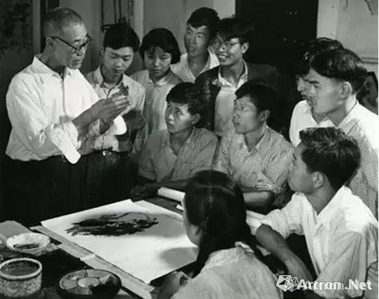 潘天壽1961年給花鳥(niǎo)班上課