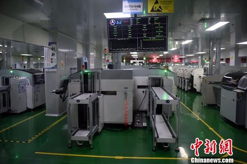 資料圖：智能工廠物流系統(tǒng)。<a target='_blank' href='http://www.chinanews.com/'>中新社</a>記者 孫自法 攝