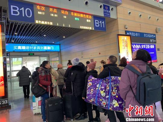 廣鐵清明假期預(yù)計運(yùn)客760萬人將增開旅客列車66.5對