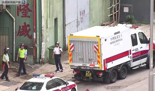 香港警方發(fā)現(xiàn)大批疑似爆炸品:封鎖后引爆 1人被捕